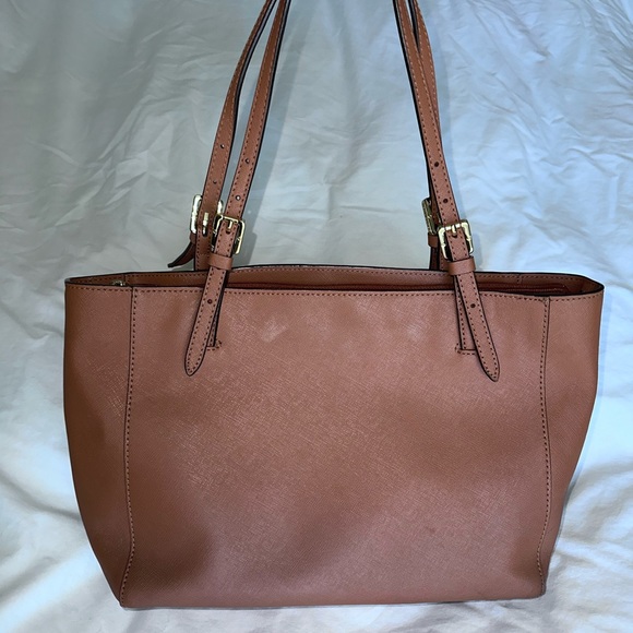 Tory Burch - Robinson Tote and Robinson Continental Zip Wallet - Picture 3 of 12